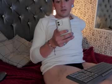 Bladeenzo Chaturbate stream image from February 13, 2026