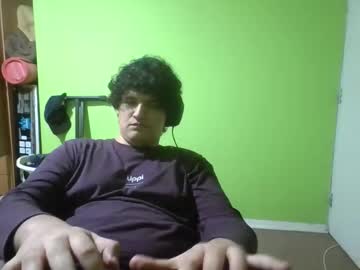 Papitowilly999 Chaturbate stream image from February 13, 2026