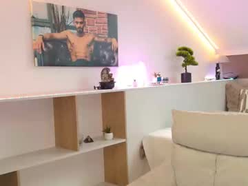 Tristangreyaura Chaturbate stream image from February 13, 2026
