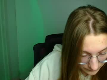 Queen_Amelie Chaturbate stream image from February 13, 2026