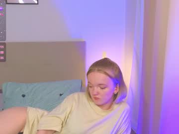 Katebunnys Chaturbate stream image from February 13, 2026