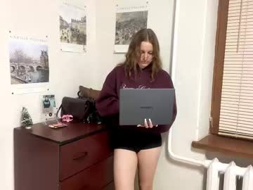 Farrahdilligard Chaturbate stream image from February 13, 2026