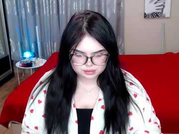 Nellieney Chaturbate stream image from February 13, 2026