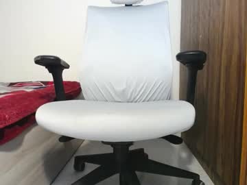 Yourhandsome007 Chaturbate stream image from February 13, 2026