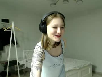 Mirakissss Chaturbate stream image from February 13, 2026