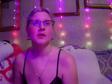 Kunzitegoddess Chaturbate stream image from February 14, 2026