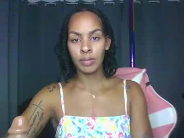 Juliaxxlive Chaturbate stream image from February 14, 2026