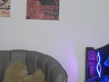Coraliebronson Chaturbate stream image from February 14, 2026