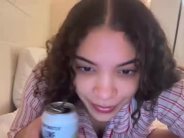 Mixedmamas Chaturbate stream image from February 14, 2026