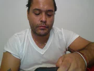 Papiipr185 Chaturbate stream image from February 14, 2026