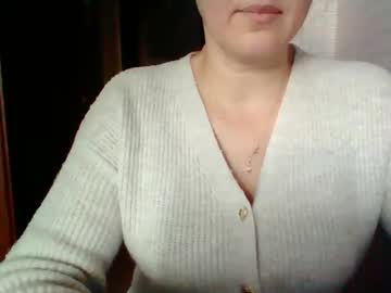 Awesomeladyy Chaturbate stream image from February 14, 2026
