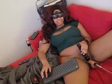 92curvybunny92 Chaturbate stream image from February 14, 2026