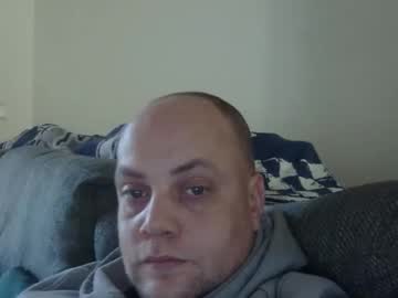 Loserniels1991 Chaturbate stream image from February 14, 2026