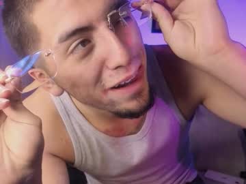Aresmassimox Chaturbate stream image from February 14, 2026