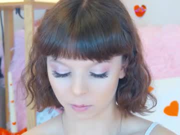 Elisabethdavis Chaturbate stream image from February 14, 2026