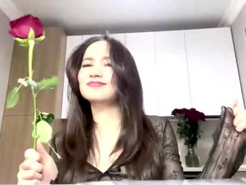 Genesissantacruz Chaturbate stream image from February 14, 2026