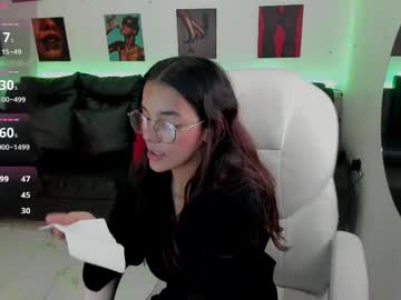 Golden_Muse Chaturbate stream image from February 14, 2026