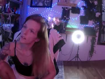 Sarahdellisonn Chaturbate stream image from February 14, 2026