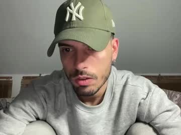 Davinci9748 Chaturbate stream image from February 14, 2026