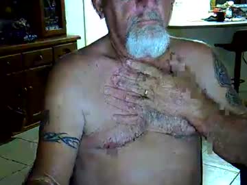 Wellhelloo Chaturbate stream image from February 14, 2026