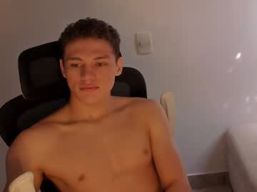 Laureent__ Chaturbate stream image from February 14, 2026