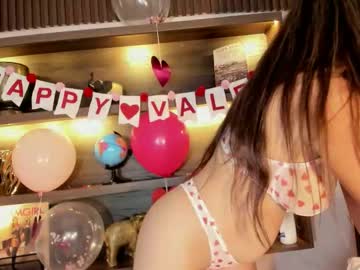 Avawhiite Chaturbate stream image from February 14, 2026