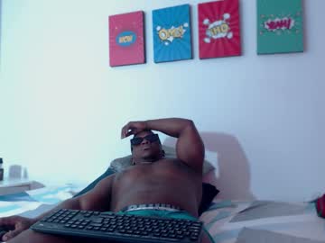 Fitnjhonson Chaturbate stream image from February 14, 2026