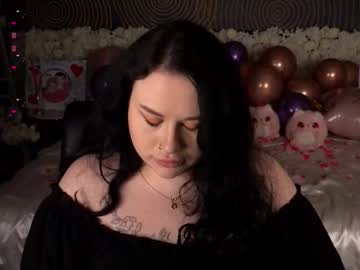 Pollyhollyy Chaturbate stream image from February 14, 2026