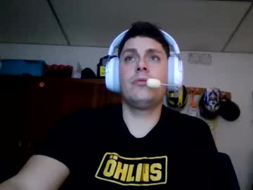 Luis2423 Chaturbate stream image from February 14, 2026