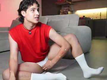 Theohawke_ Chaturbate stream image from February 15, 2026