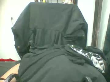 Mexhotbi Chaturbate stream image from February 15, 2026