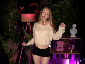 Sweetdaisy_Me Chaturbate stream image from February 15, 2026