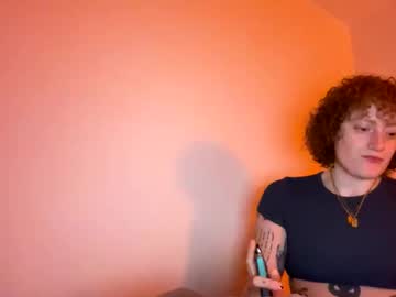 Scarl4ttink Chaturbate stream image from February 15, 2026