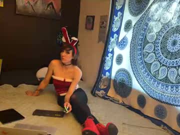 Ravenxbeastie Chaturbate stream image from February 15, 2026