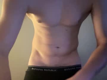 Bigbootybrow Chaturbate stream image from February 15, 2026