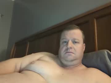 Cmachen Chaturbate stream image from February 15, 2026