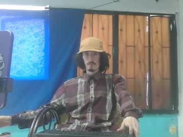 Sk8sir Chaturbate stream image from February 15, 2026