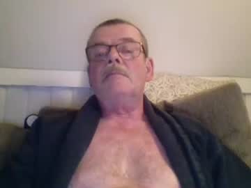 Mikael42 Chaturbate stream image from February 15, 2026
