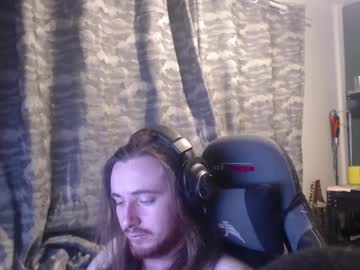 Mikeskeldon3 Chaturbate stream image from February 15, 2026