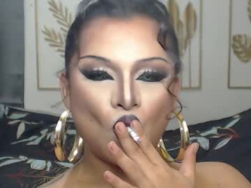 Beatricksx Chaturbate stream image from February 15, 2026