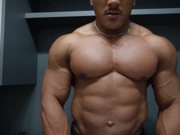 Henrimusclee Chaturbate stream image from February 15, 2026