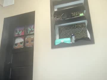 Tillymarie90 Chaturbate stream image from February 15, 2026
