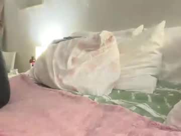 Lolalustful Chaturbate stream image from February 15, 2026