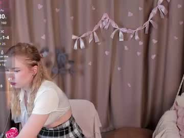 Linda__Bloom Chaturbate stream image from February 16, 2026