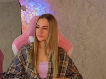 Silen_Tori Chaturbate stream image from February 16, 2026