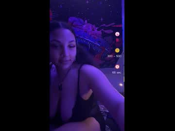 Jasmingirasolxxx Chaturbate stream image from February 16, 2026