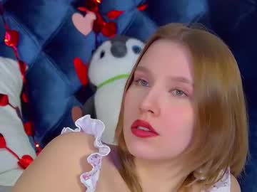 Lililinn Chaturbate stream image from February 16, 2026
