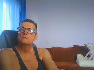 Ulmeni4 Chaturbate stream image from February 16, 2026