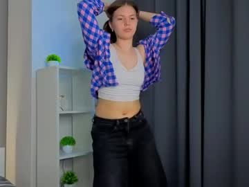 Zulatomory Chaturbate stream image from February 16, 2026