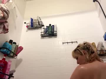 Birdiebabe02 Chaturbate stream image from February 16, 2026